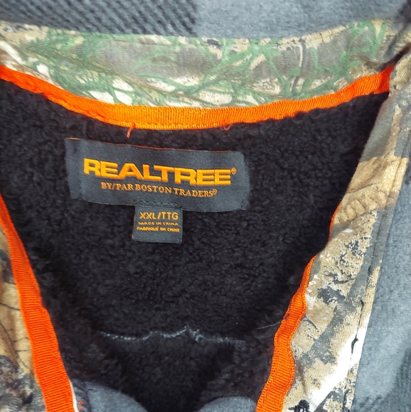 Realtree Lined Plaid Button Up Shirt - Picture 6 of 9